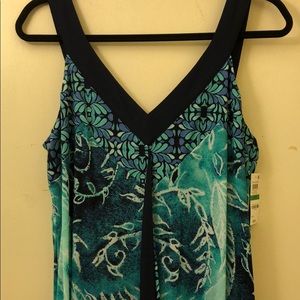 Super cute Hawaiian print dress!